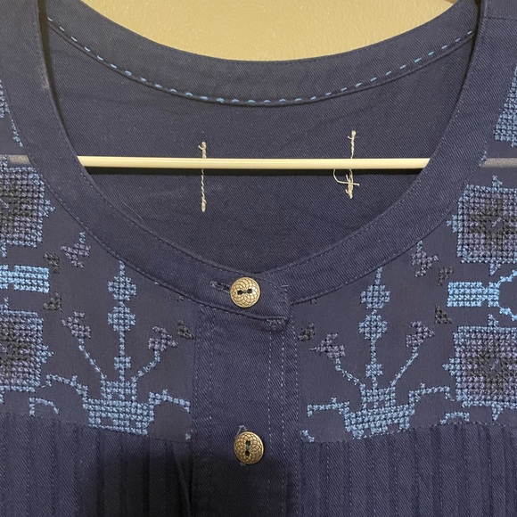 Anthropologie tunic - Picture 2 of 2